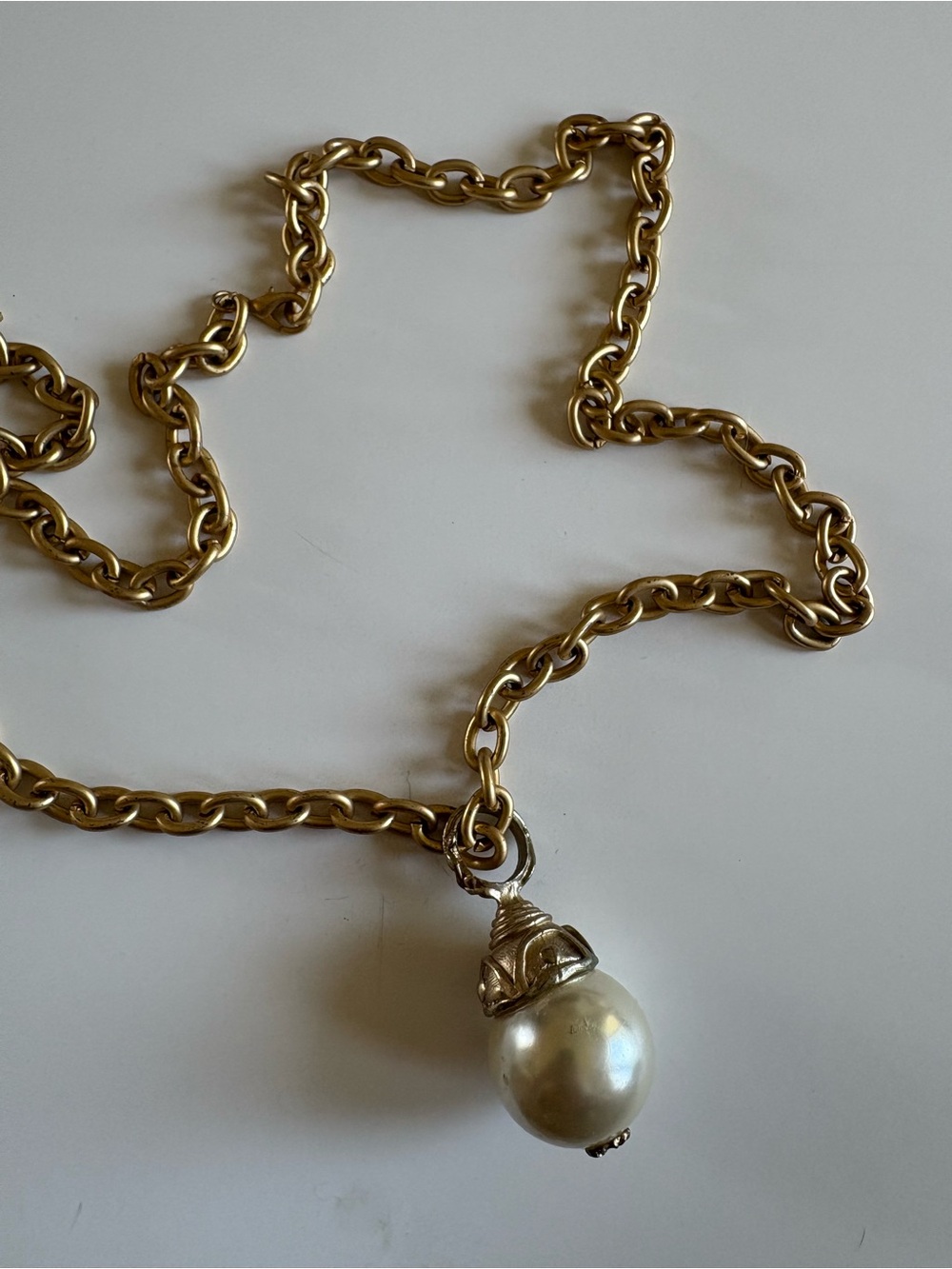 Vintage Chunky Gold-Tone Faux Pearl Drop Statement Necklace